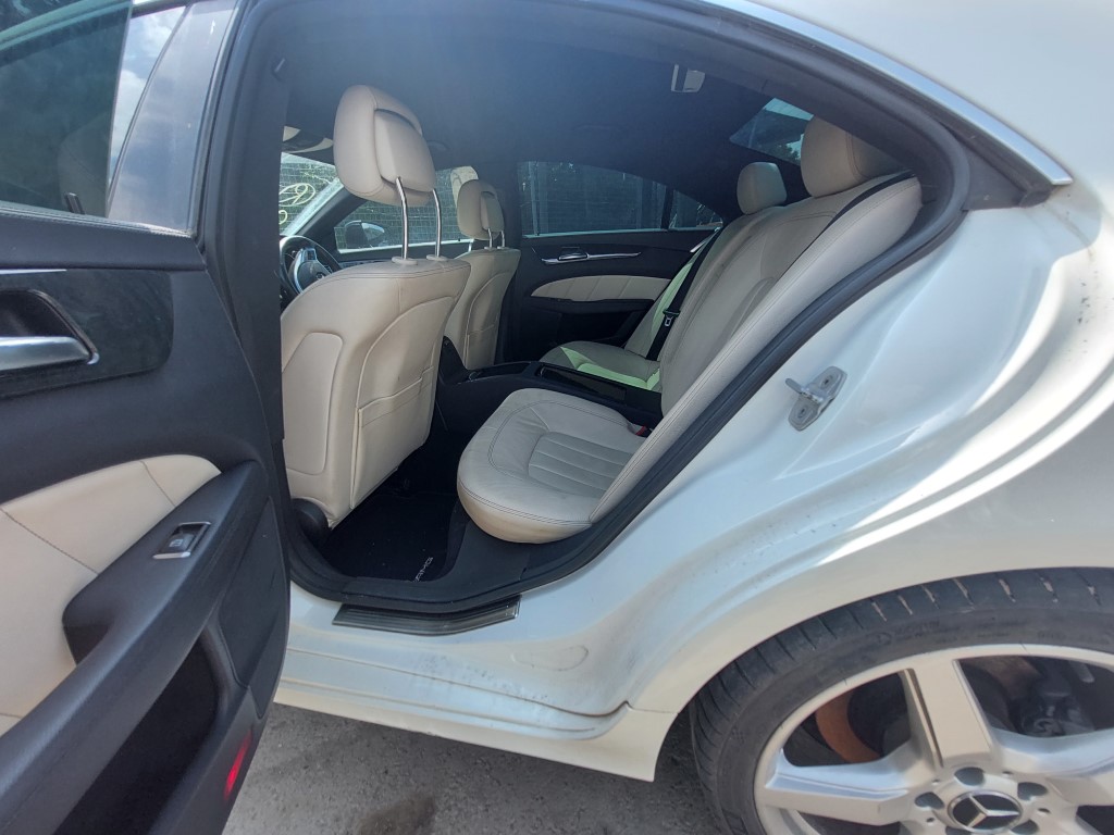 Mercedes-Benz-W218-CLS-350-CDI-265-кс-2012-AMG-12.5 На Части: Mercedes-Benz W218 CLS 350 CDI 265 к.с. 2012 AMG