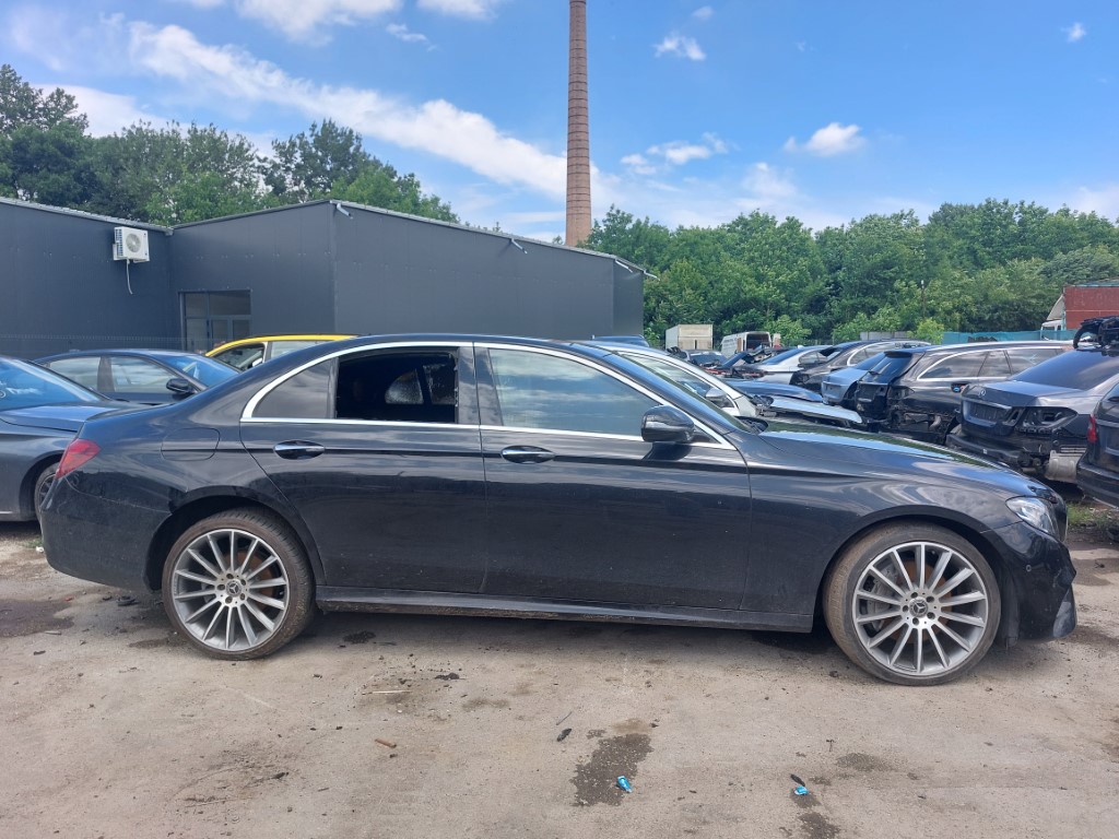 Mercedes-Benz-W213-AMG-4MATIC-E220d-194-кс-2018-6 На Части: Mercedes-Benz W213 AMG 4MATIC E220d 194 кс 2018