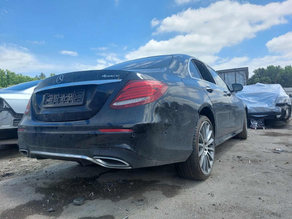 Mercedes-Benz-W213-AMG-4MATIC-E220d-194-кс-2018-8 На Части: Mercedes-Benz W213 AMG 4MATIC E220d 194 кс 2018