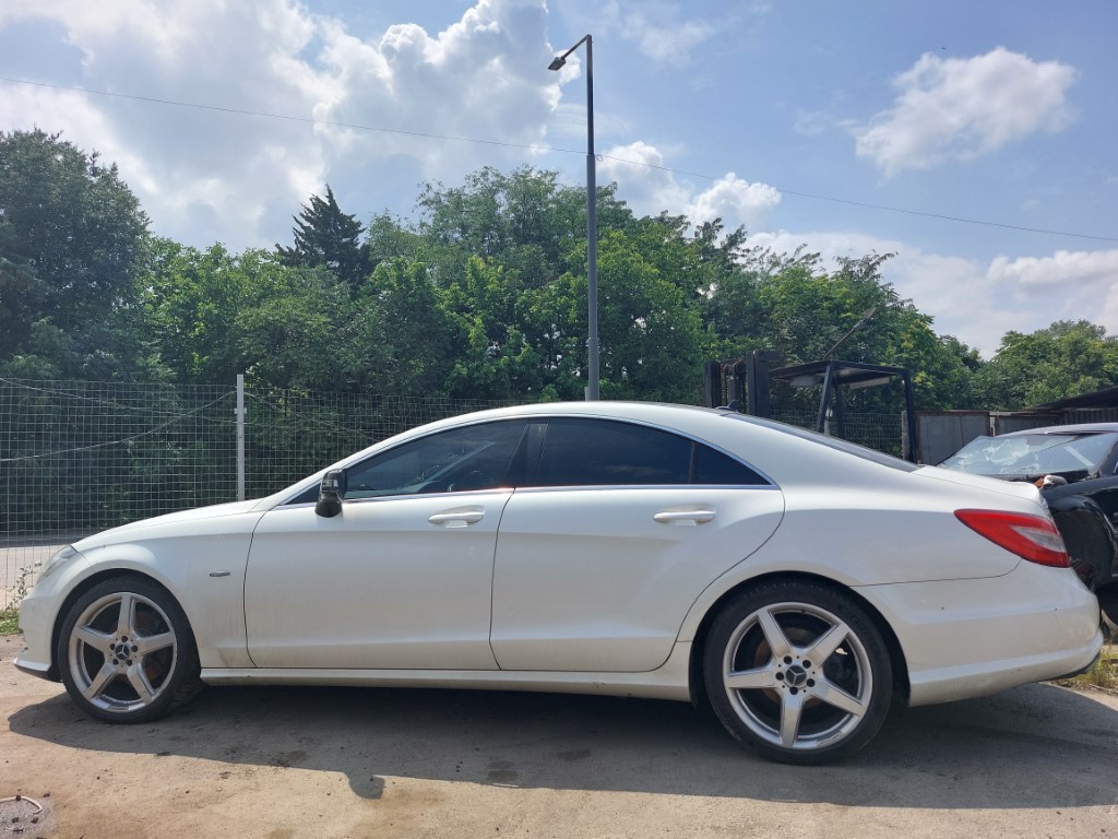 Mercedes-Benz-W218-CLS-350-CDI-265-кс-2012-AMG-8 На Части: Mercedes-Benz W218 CLS 350 CDI 265 к.с. 2012 AMG